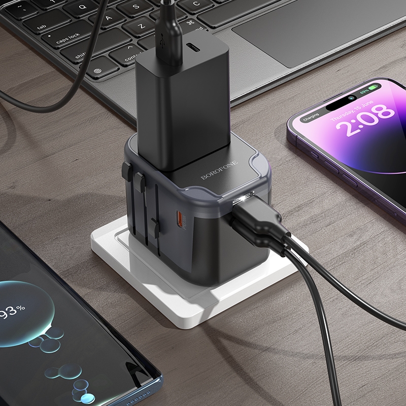 Мережевий зарядний пристрій BOROFONE BAC13 Leader 3-port PD20W(1C2A) universal conversion charger Black