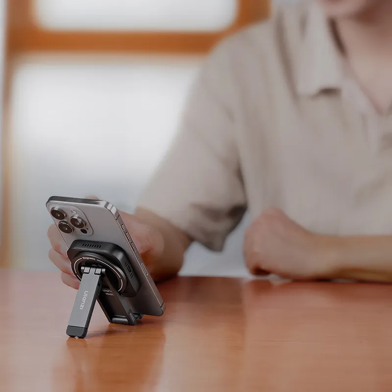 Тримач для телефону Ulanzi Vijim Ulanzi MA60 Foldable Magnetic Phone Tripod(Black)