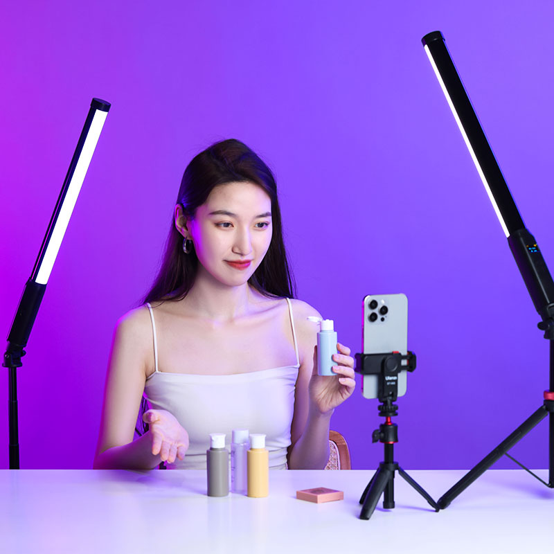 Відеосвітло Ulanzi Vijim VL119 10W RGB Light Wand (10W) (UV-L132 VL119)