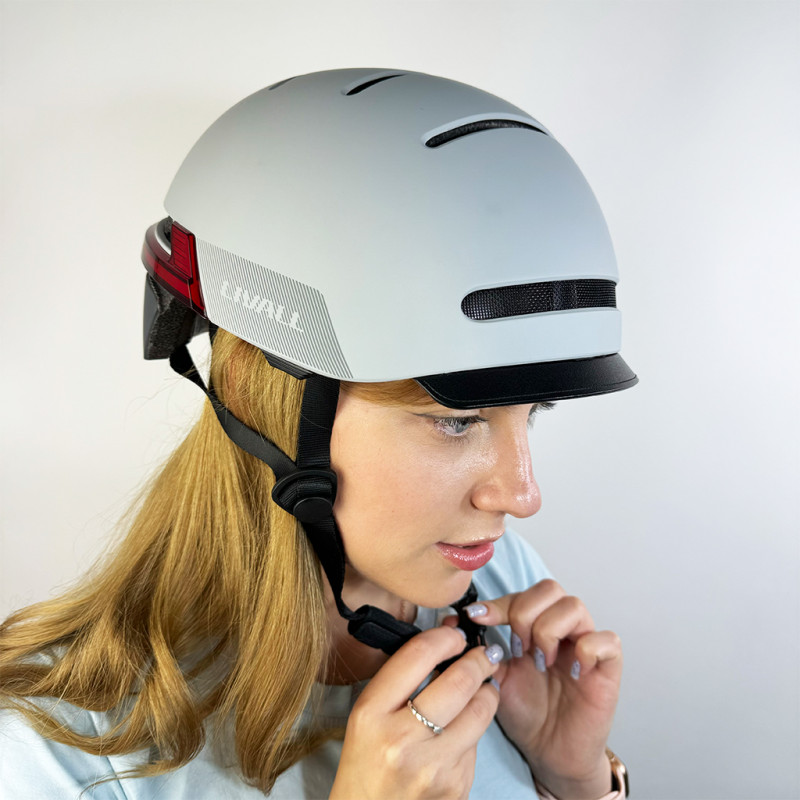 Захисний шолом Livall BH51M NEO (L) Sandstone Grey (57-61см), акустика, мікрофон, сигнали поворотів та стопів, додаток, пульт BR80, Bluetooth